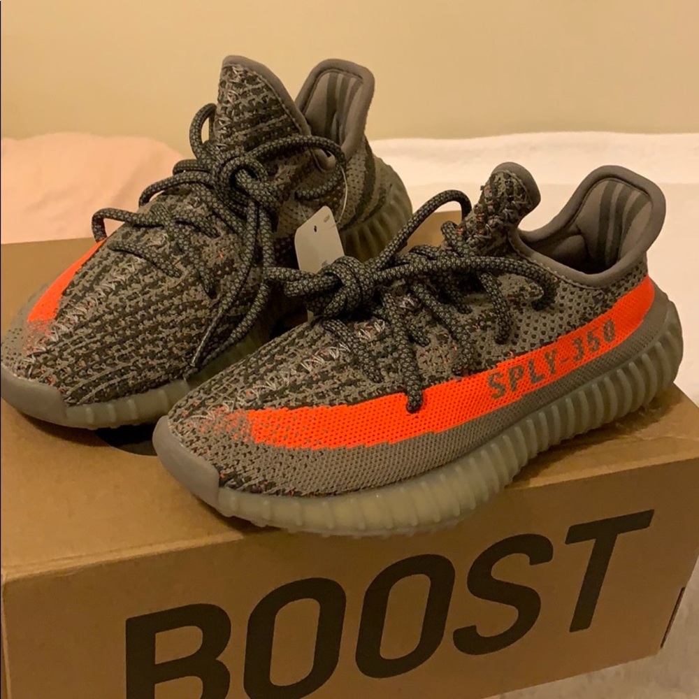 Yeezy Boost 350 V2